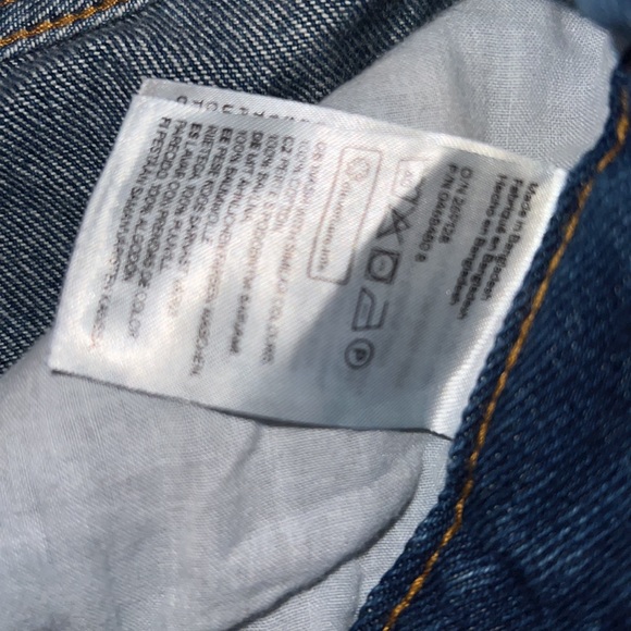 & Denim shorts - Picture 2 of 6